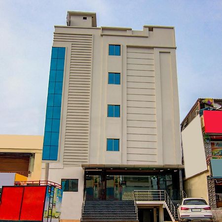 Super Collection O Ramachandra Residency Kurmannapalem Buitenkant foto