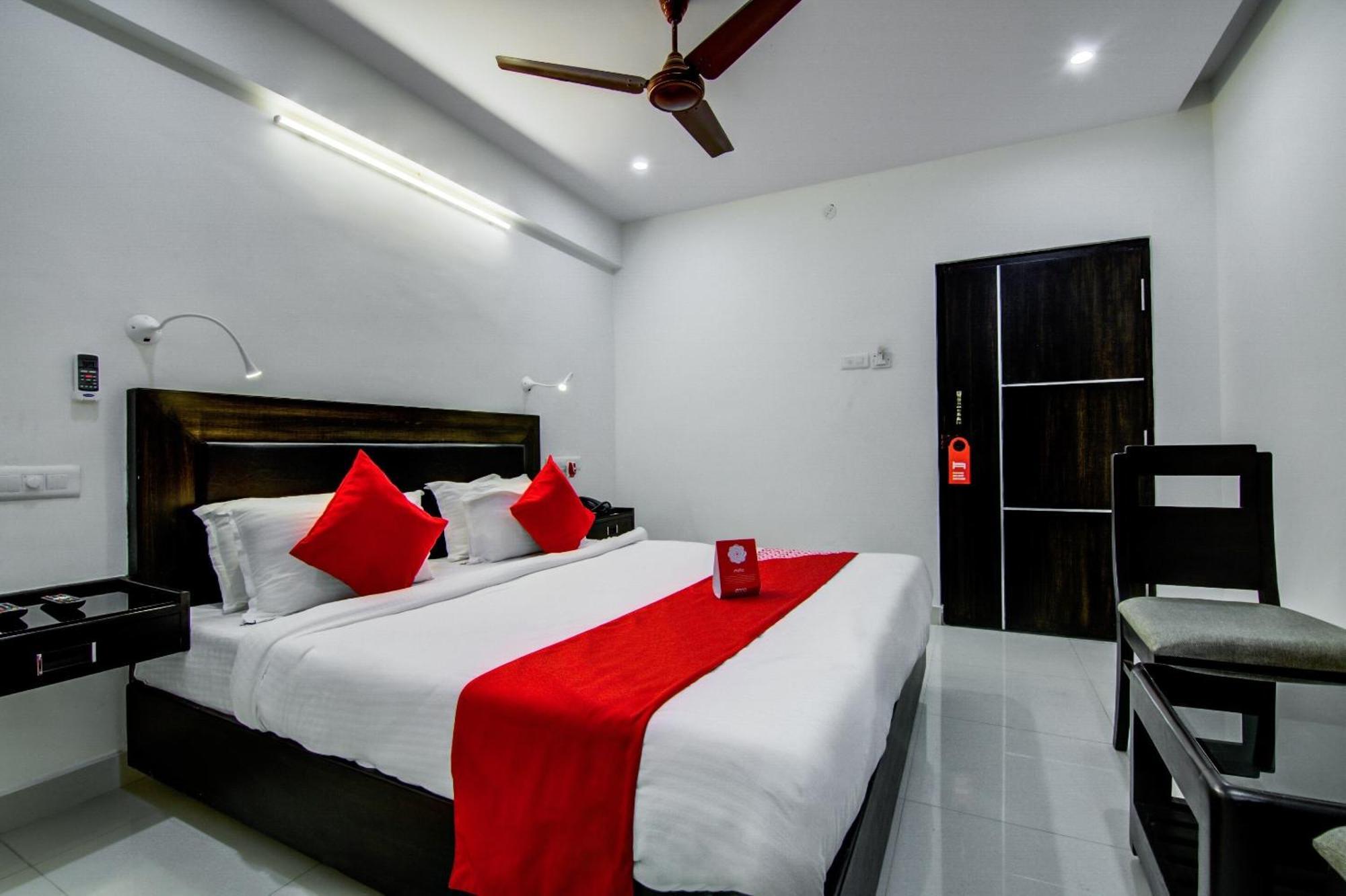 Super Collection O Ramachandra Residency Kurmannapalem Buitenkant foto